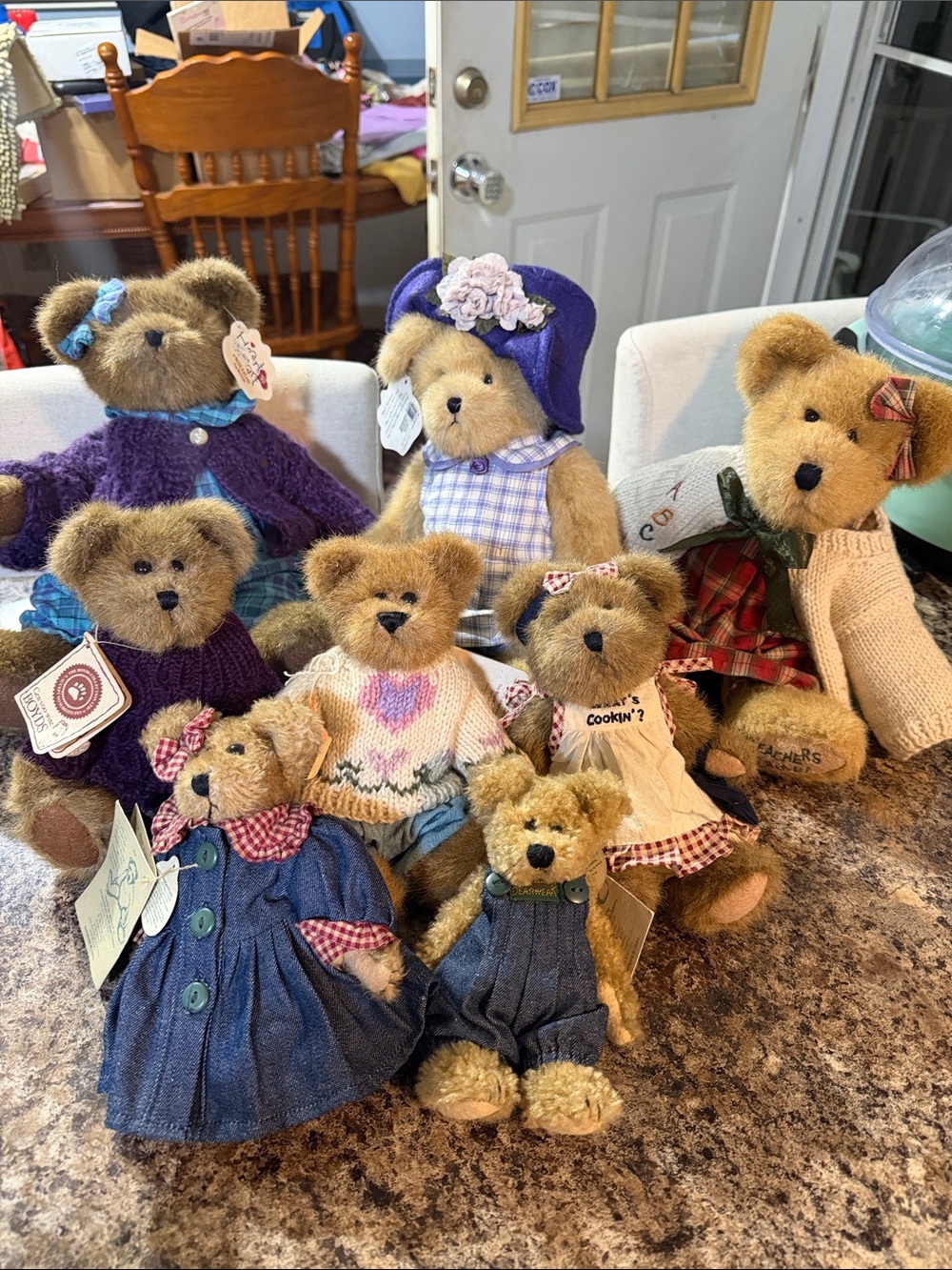 Boyds Bears Lot of 8 bears 6 w/ original tags